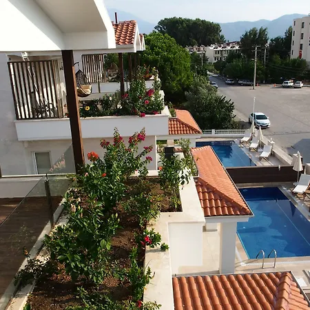 Lighthouse Lydia Villa