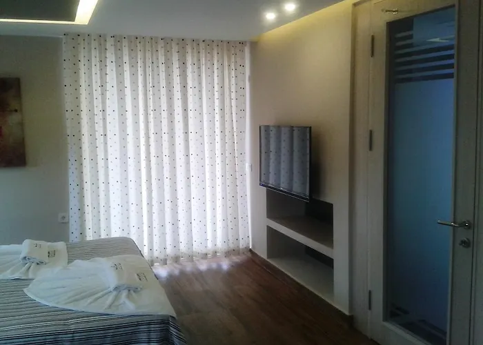 Lighthouse Lydia Villa *